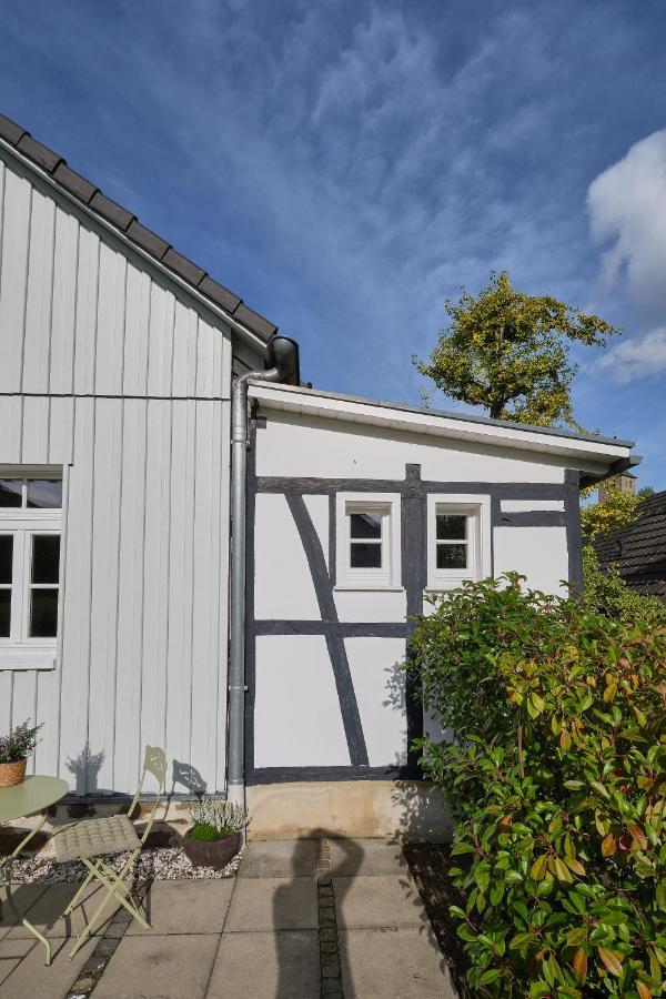 Ferienwohnung Im Fachwerkhof 'Haus In Bewegung' Seelscheid Екстериор снимка